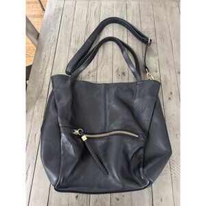 L. CREDI LARGE BLACK SHOULDER BAG